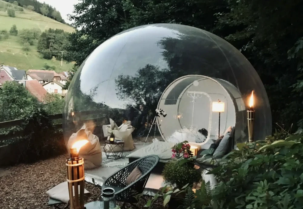 clear outdoor bubble tent