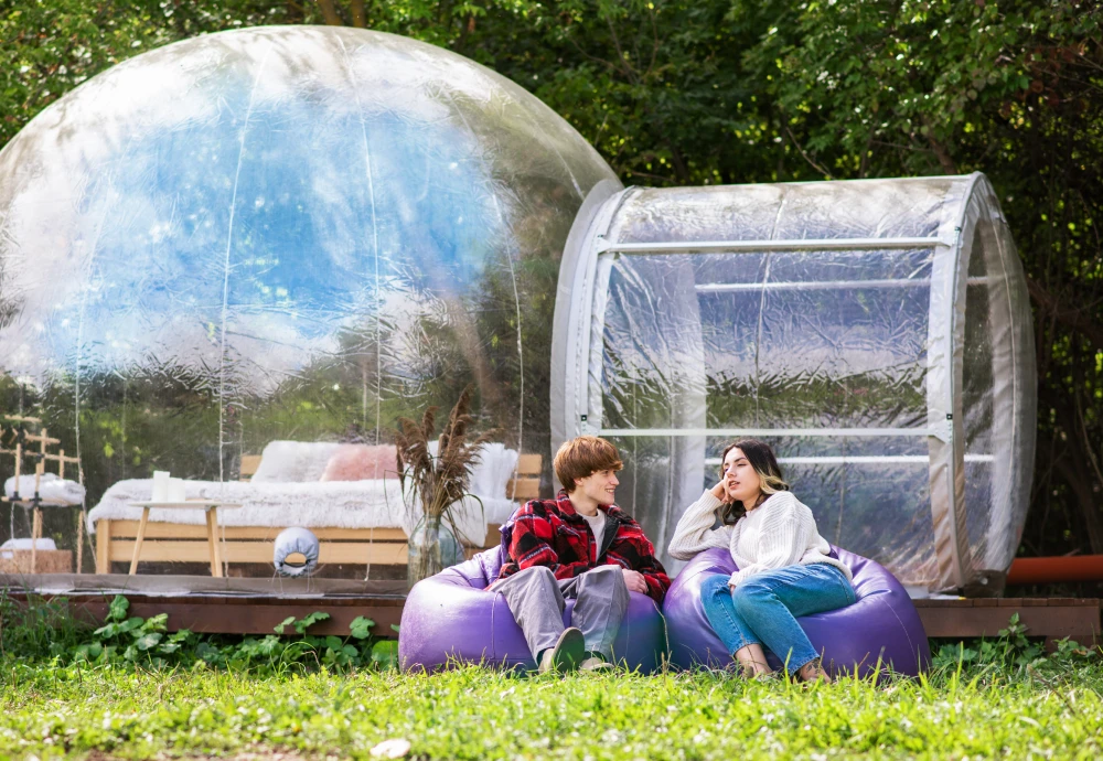 clear outdoor bubble tent